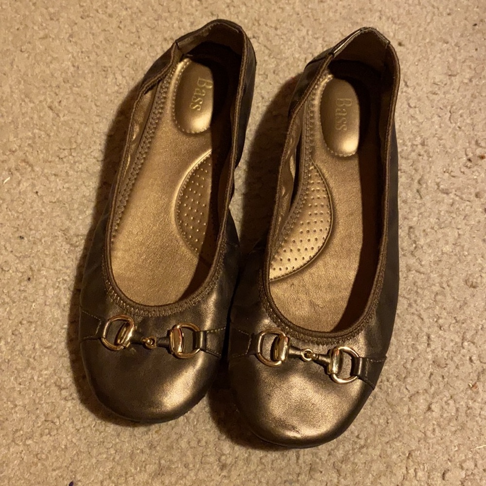 Bass flats